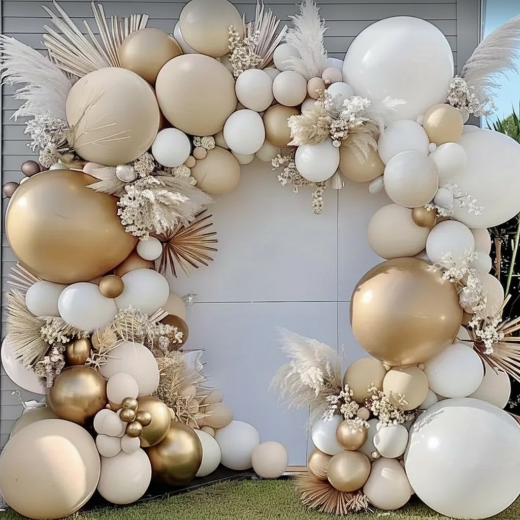 Mandi’s Balloon Signature Collection